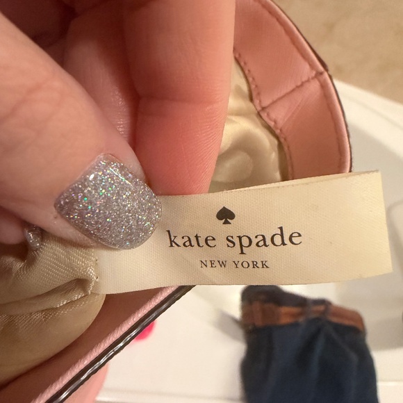 Kate Spade Tote - Picture 7 of 9